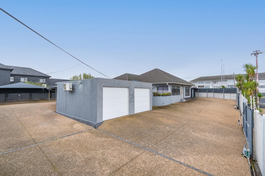 3 Bedroom Property for Sale in Milnerton Western Cape